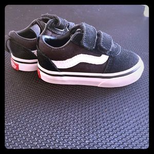 🌻SALE!!! One Day Only!!! Vans Size 4.0 Baby🌻